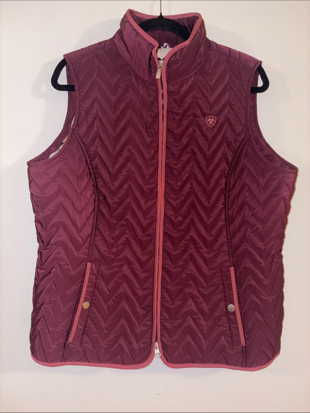Ariat Quilted Vest in Mauve/Maroon with Pink Trim Size XL